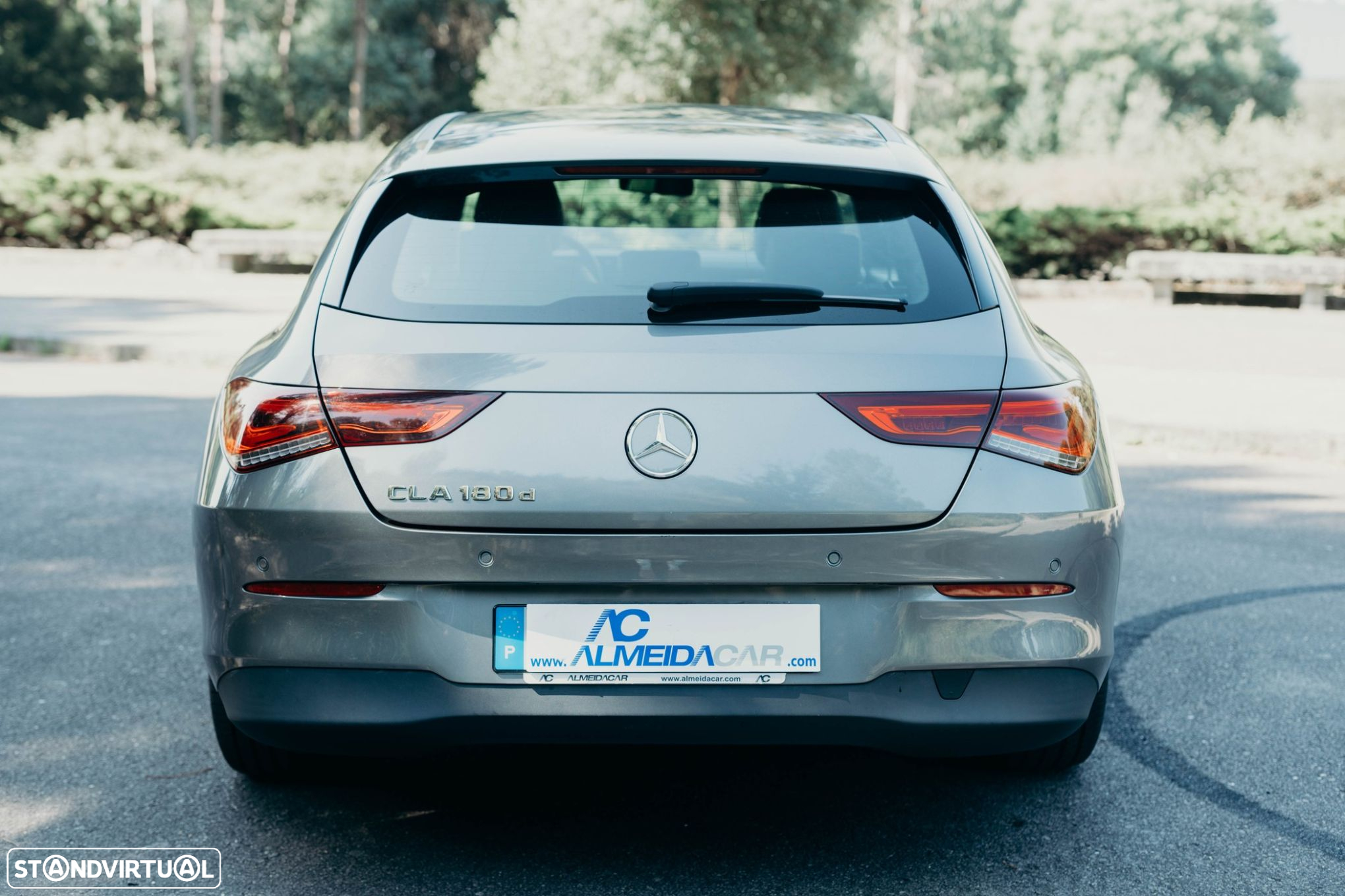 Mercedes-Benz CLA 180 d Shooting Brake Business Solutions Aut. - 23