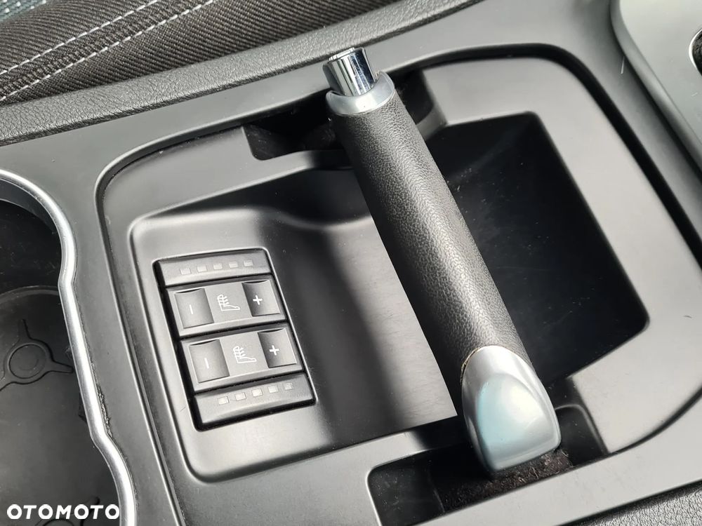 Ford Galaxy 2.0 TDCi Titanium - 18