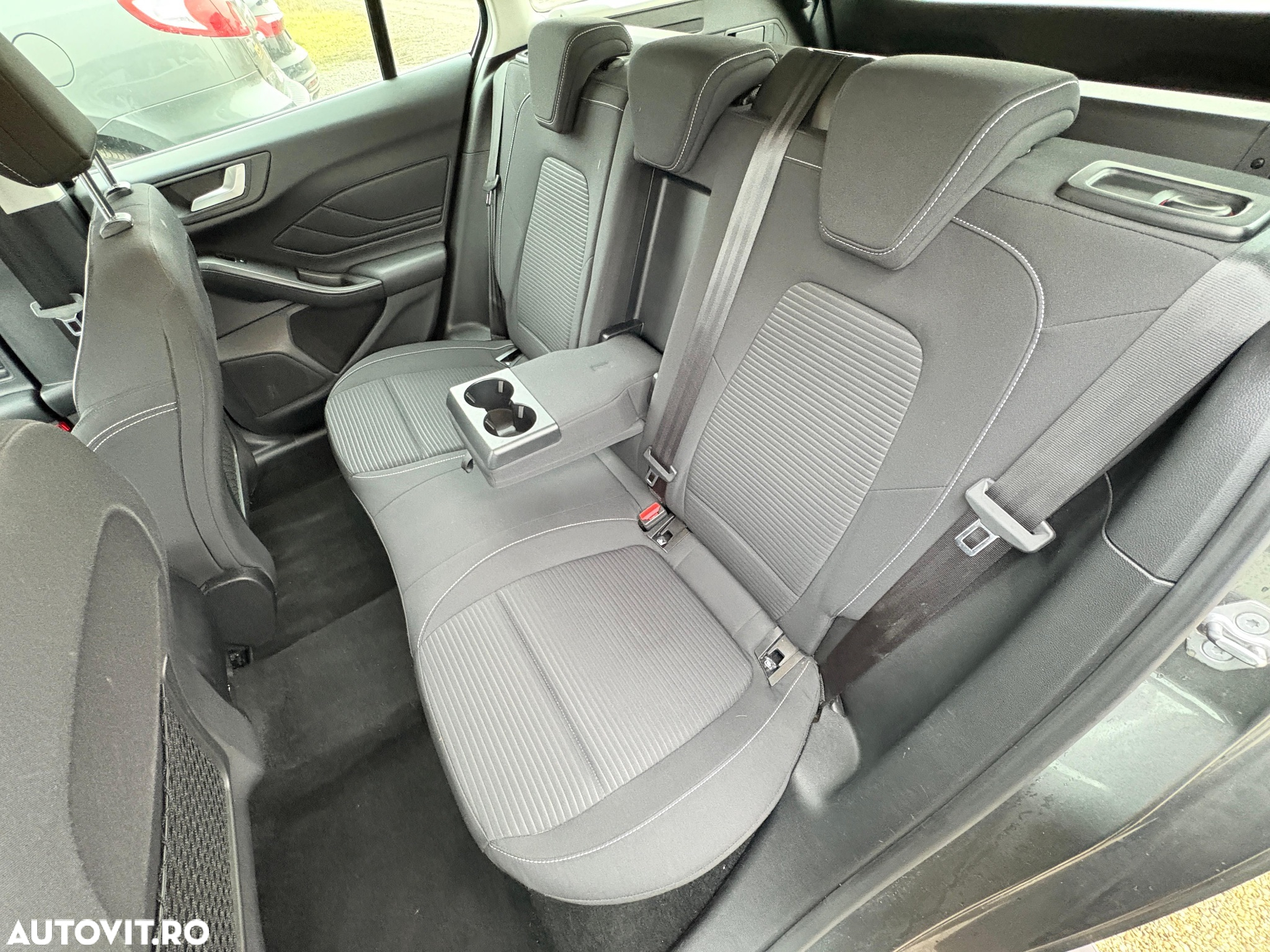 Ford Focus - 25