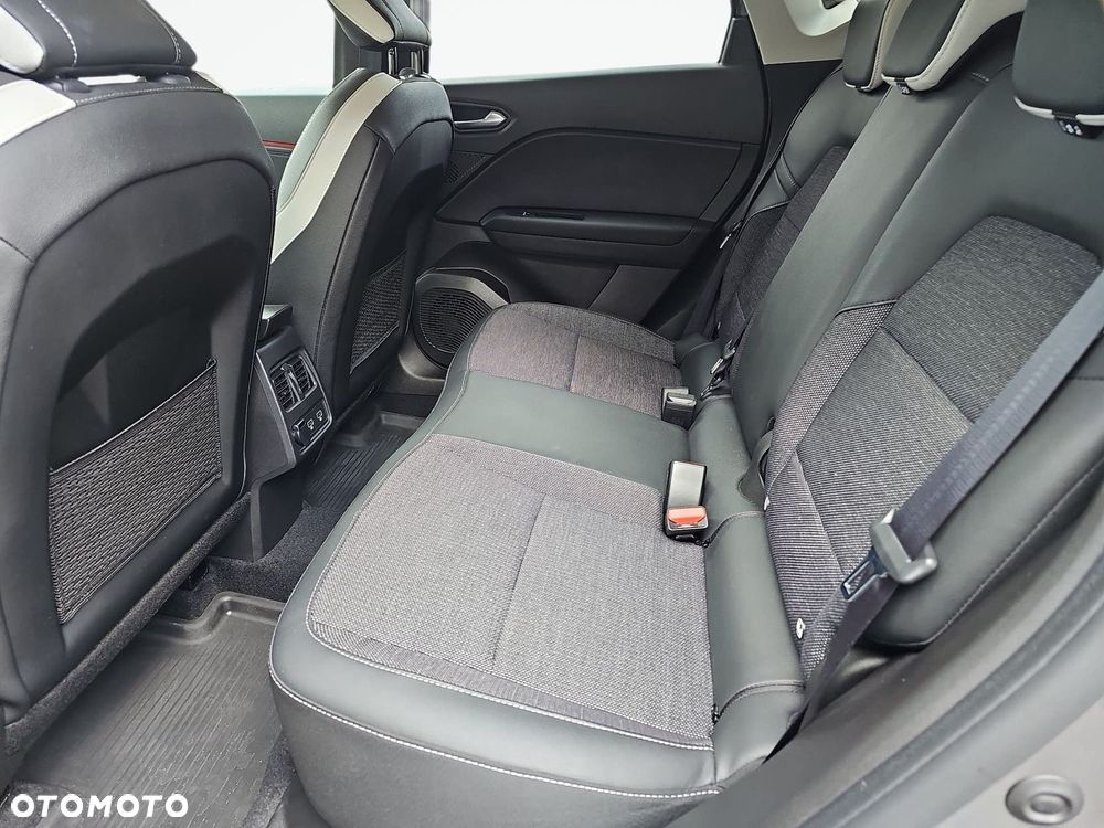 Renault Captur - 22