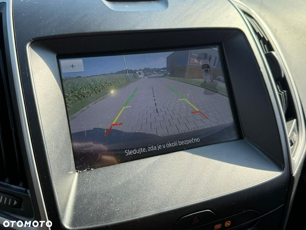Ford S-Max - 33