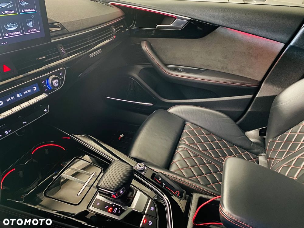 Audi A4 Limousine 45 TFSI mHEV Quattro Black Edition S tronic - 34