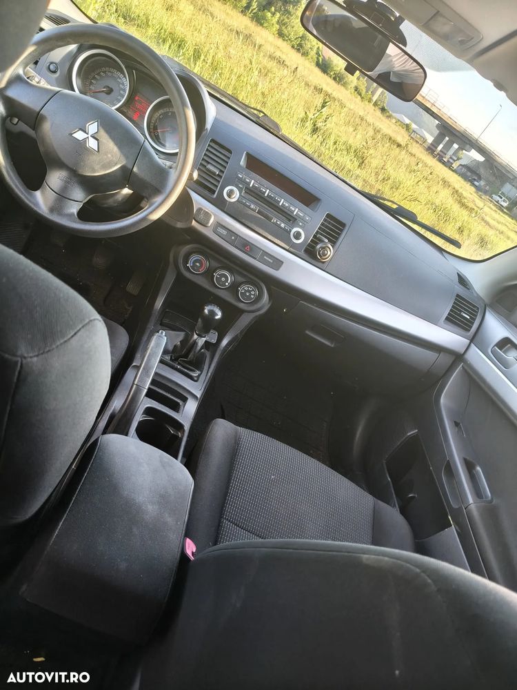 Mitsubishi Lancer 1.5 Inform A01 - 8