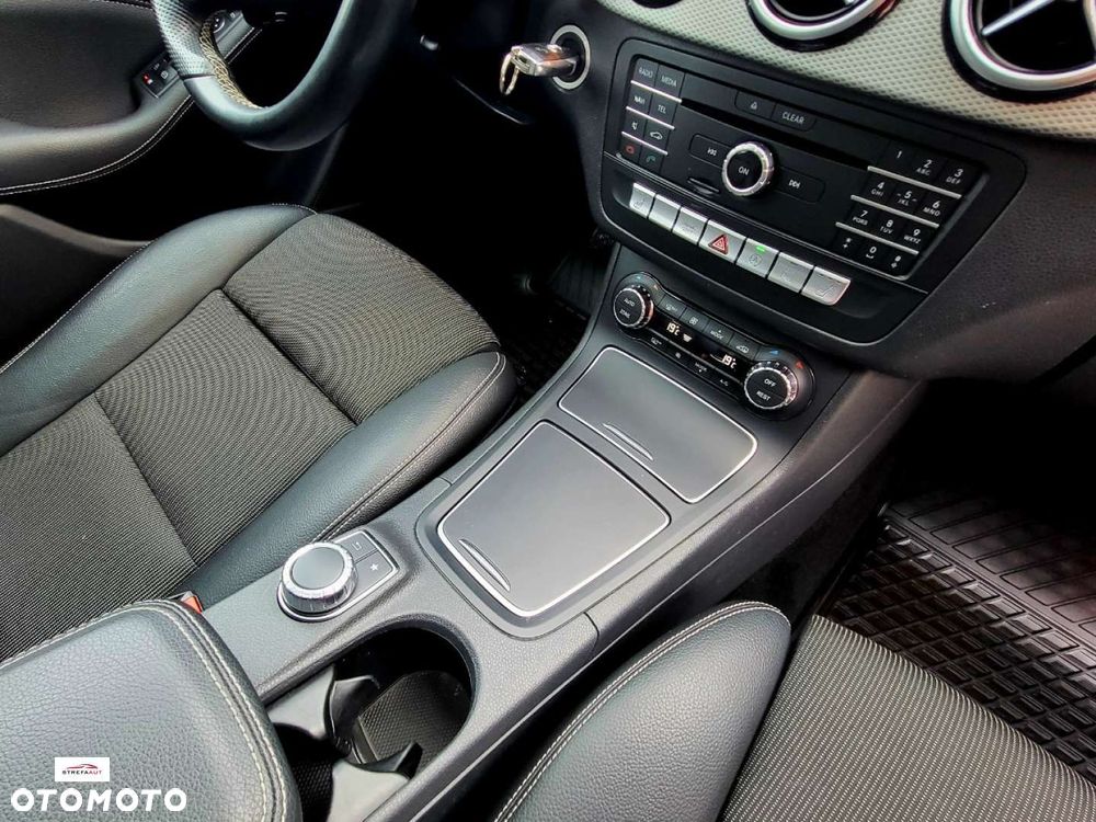 Mercedes-Benz Klasa B - 32