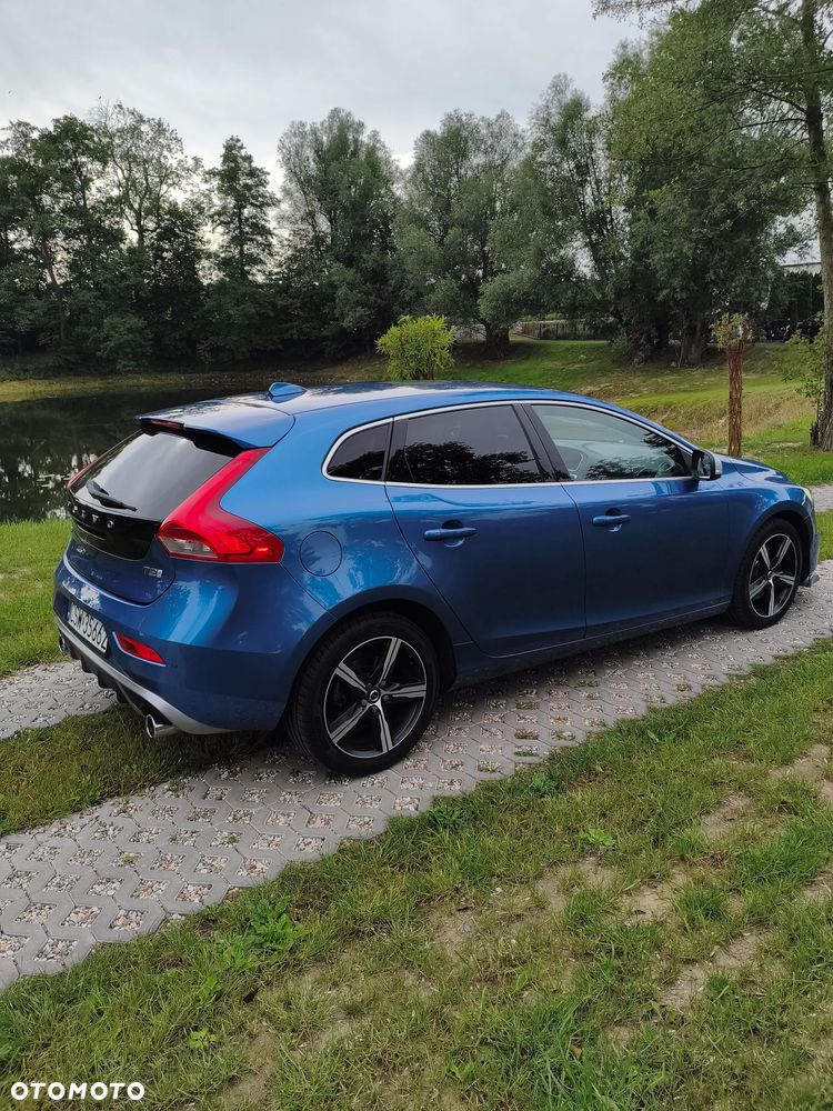 Volvo V40 T2 Drive-E R-Design Momentum - 4
