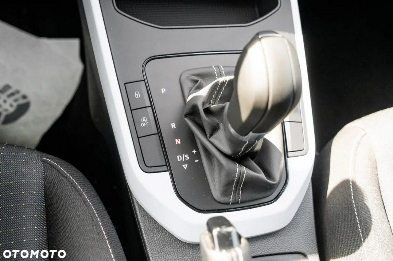 Seat Arona 1.0 TSI Style S&S DSG - 17