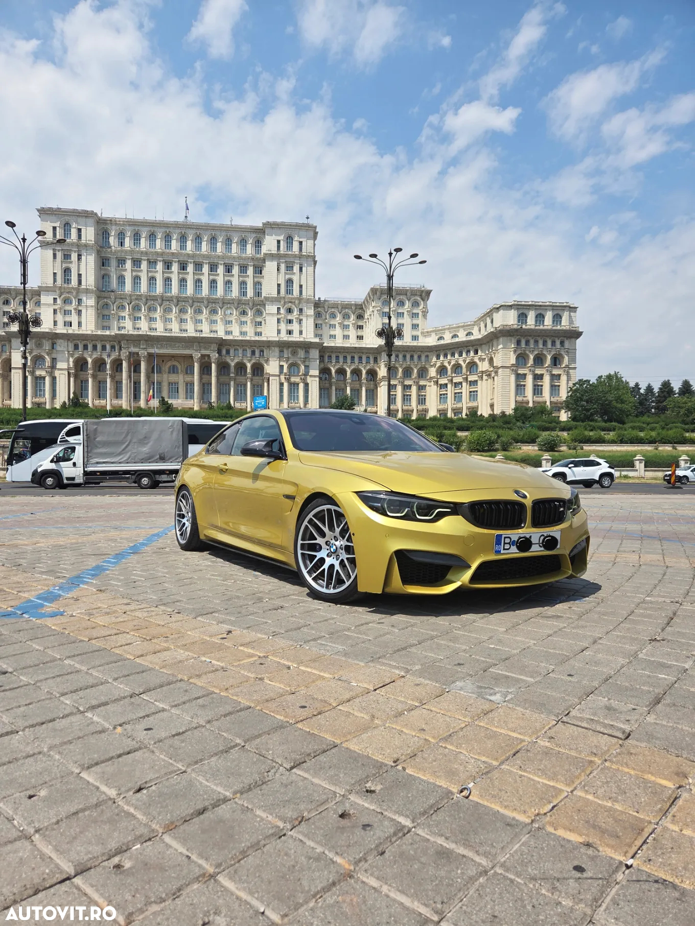 BMW M4 CS - 8