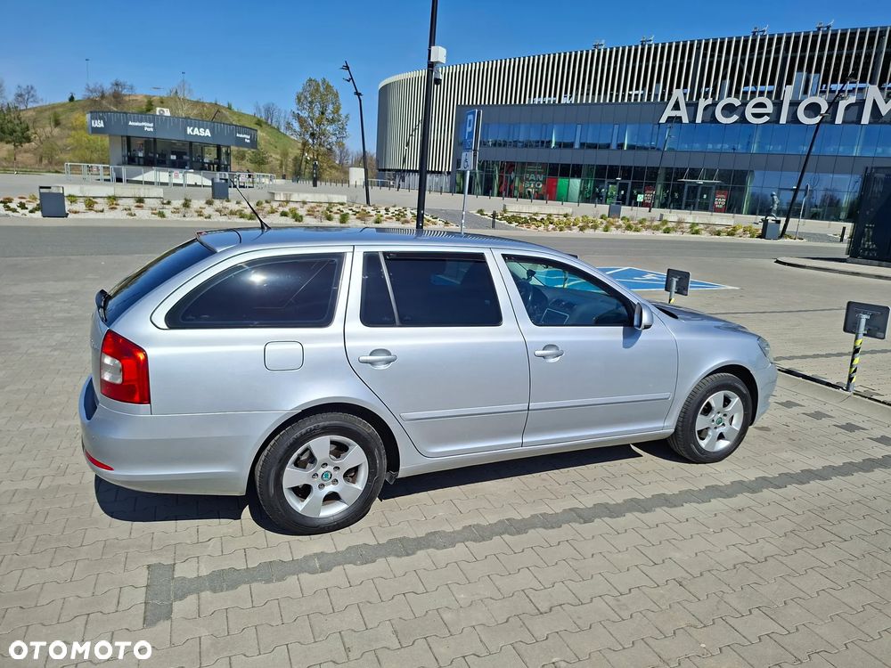 Skoda Octavia 2.0 TDI DPF Elegance - 12