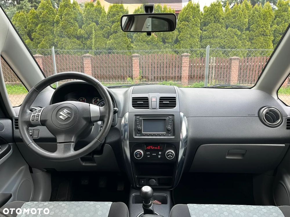 Suzuki SX4 Classic 1.6 VVT 4x4 Style - 10