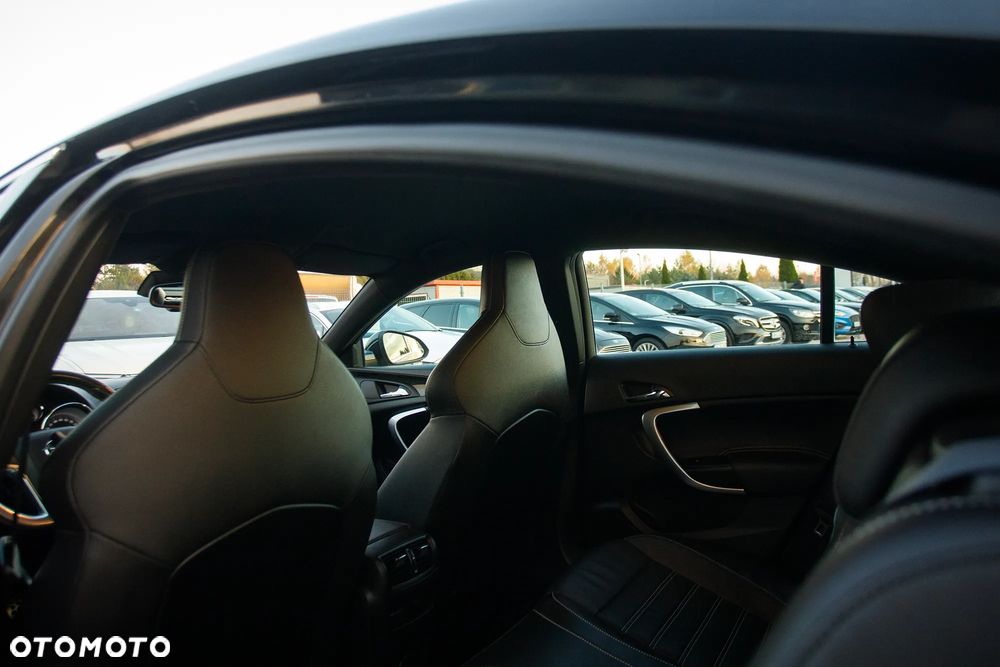 Opel Insignia 2.8 V6 Turbo 4x4 OPC - 19