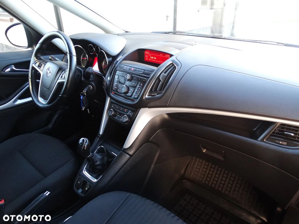 Opel Zafira Tourer 1.4 Turbo Active - 23