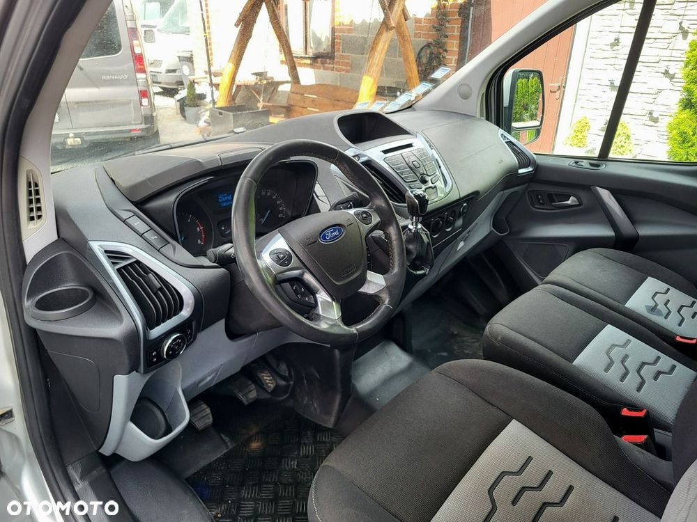 Ford Transit Custom - 11