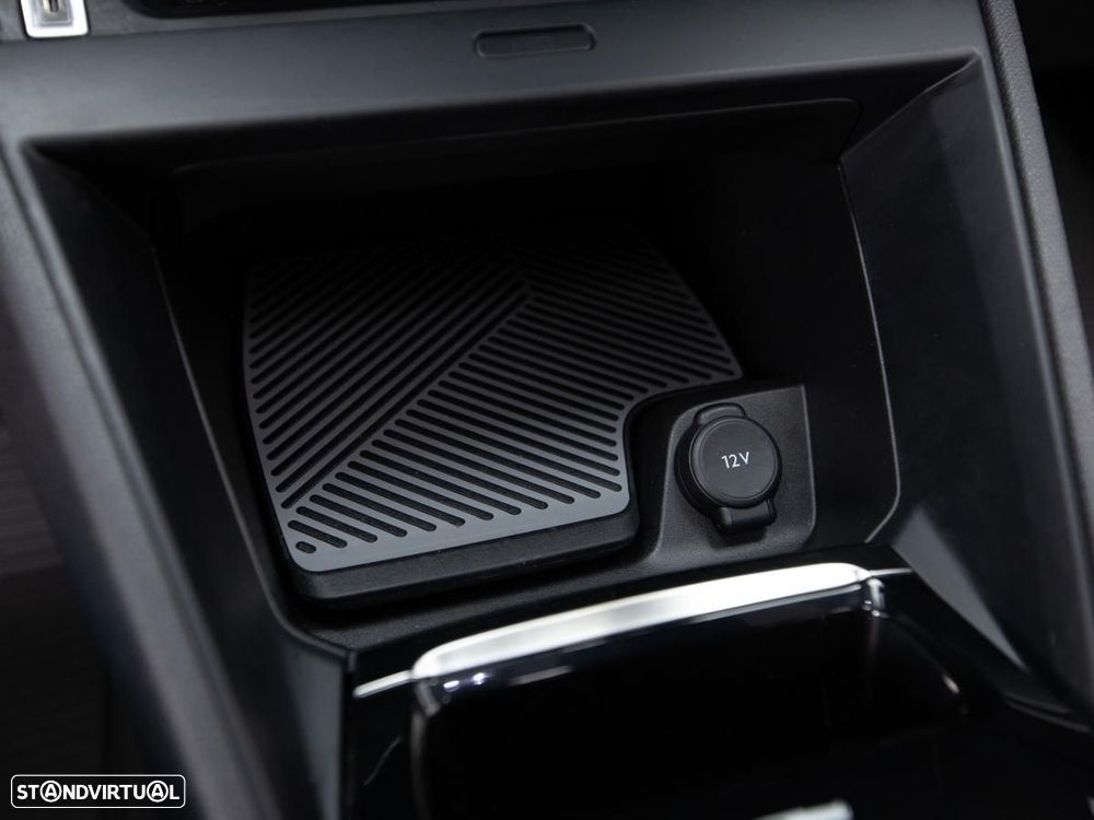 Citroën e-C4 X Shine - 21