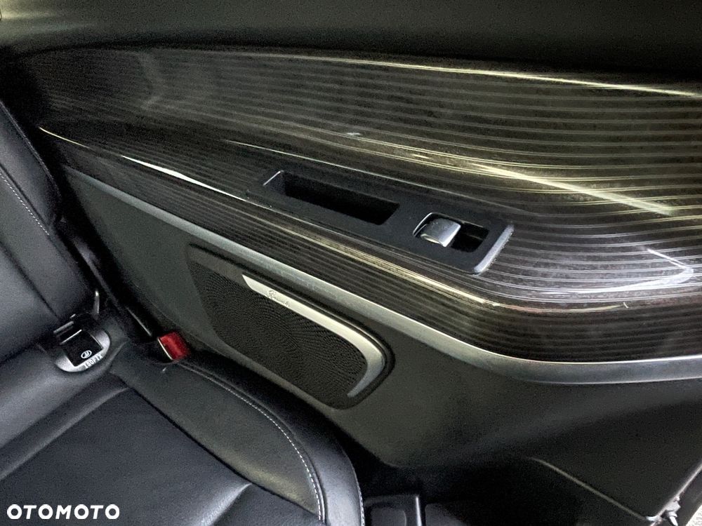 Mercedes-Benz Klasa V 300 d Avantgarde 9G-Tronic (ekstra d³) - 35