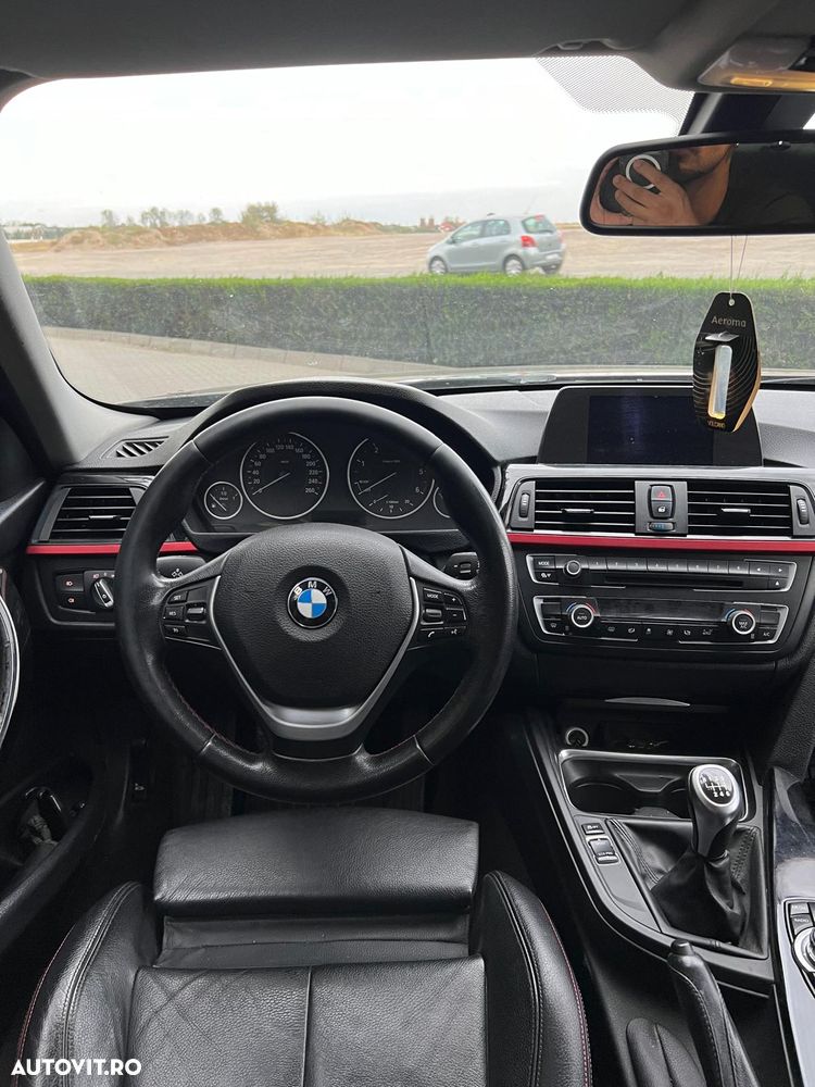 BMW Seria 3 318d - 5