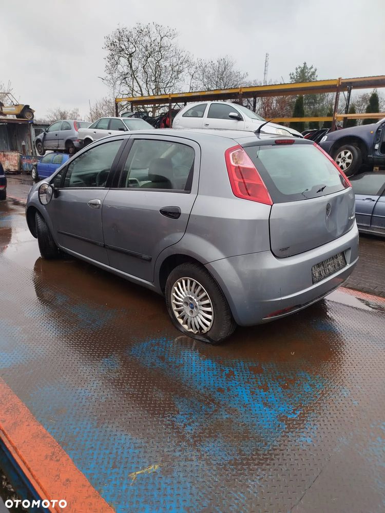 Fiat Grande Punto na części. - 8