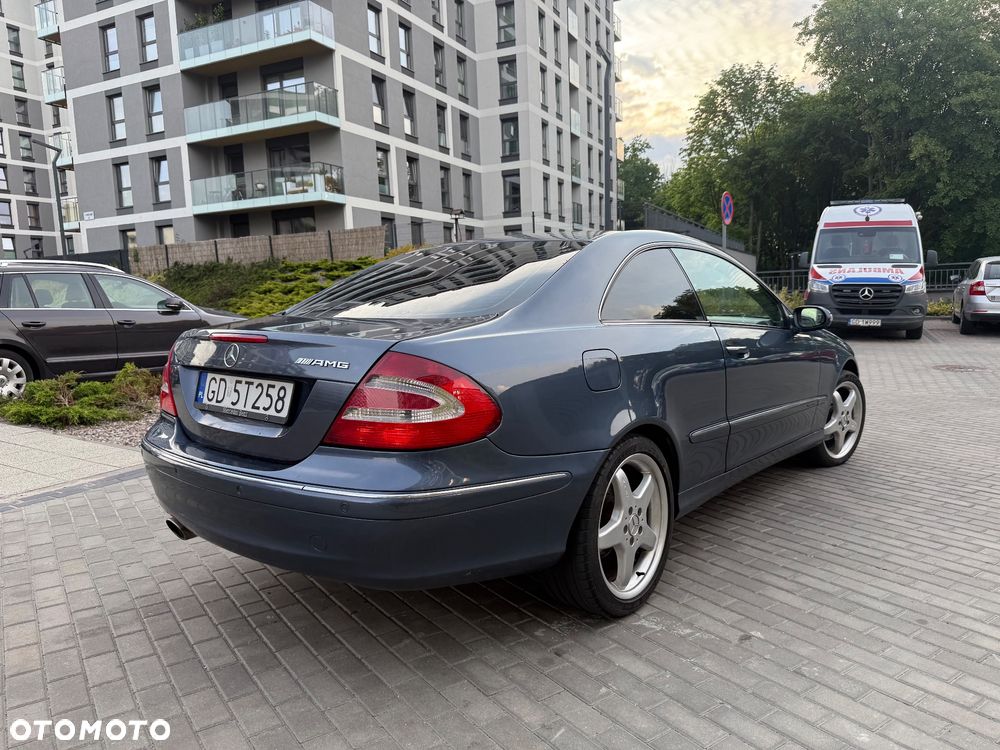 Mercedes-Benz CLK 320 - 4
