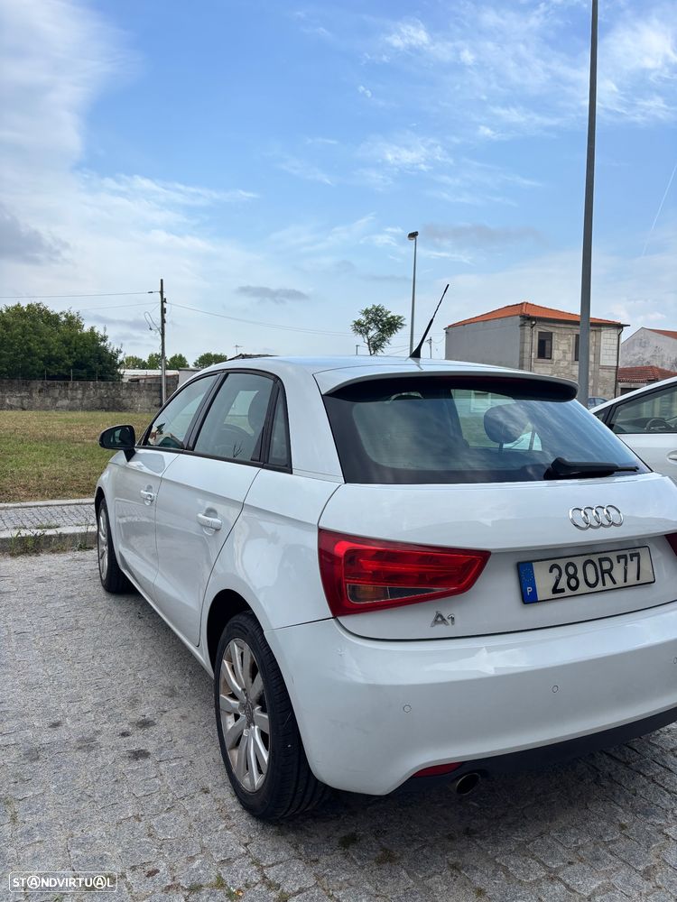 Audi A1 Sportback 1.6 TDI S-line - 3