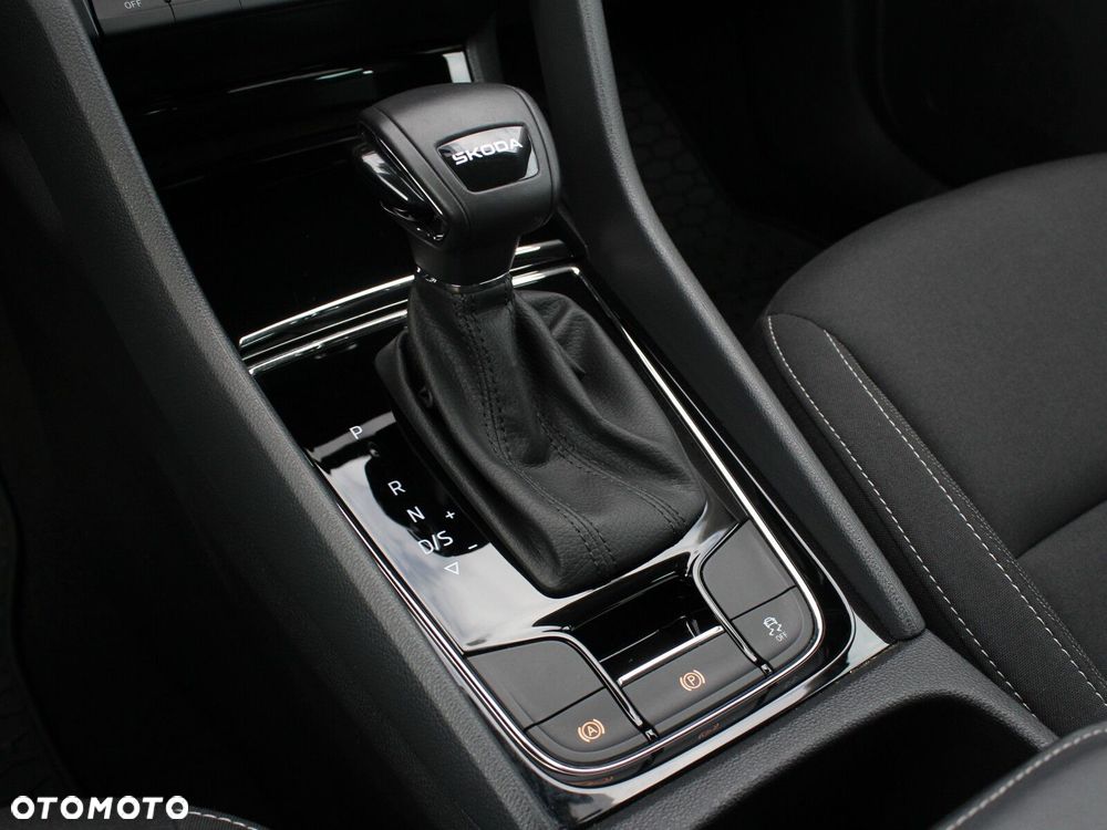 Skoda Karoq 1.5 TSI ACT Selection DSG - 23