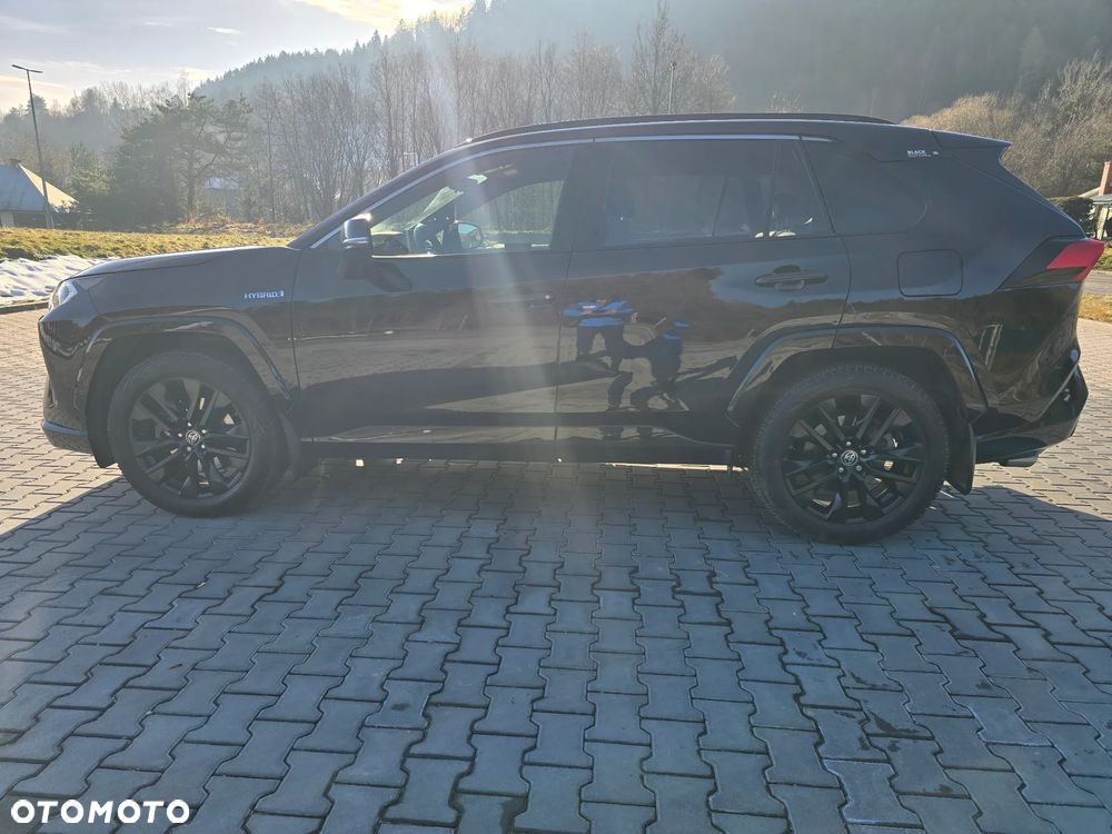 Toyota RAV4 - 8