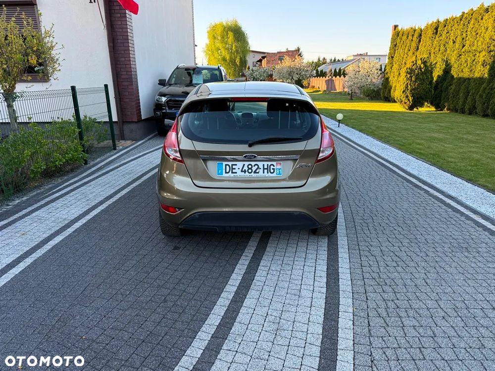 Ford Fiesta 1.5 TDCi St&St SYNC Edition - 11