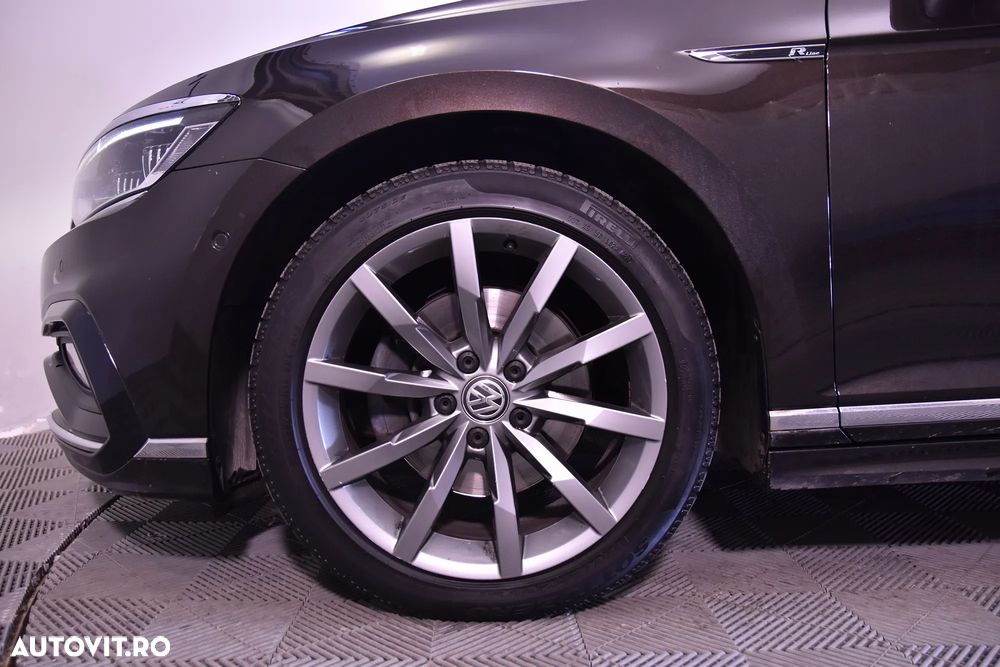Volkswagen Passat - 13