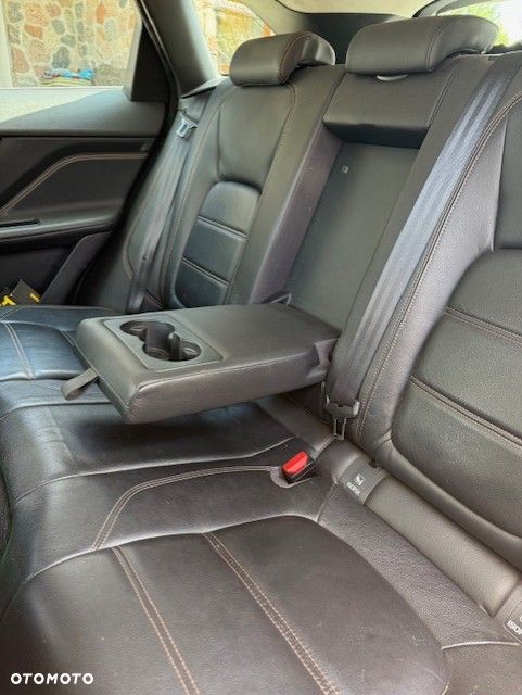 Jaguar F-Pace 2.0 i4D AWD Prestige - 18