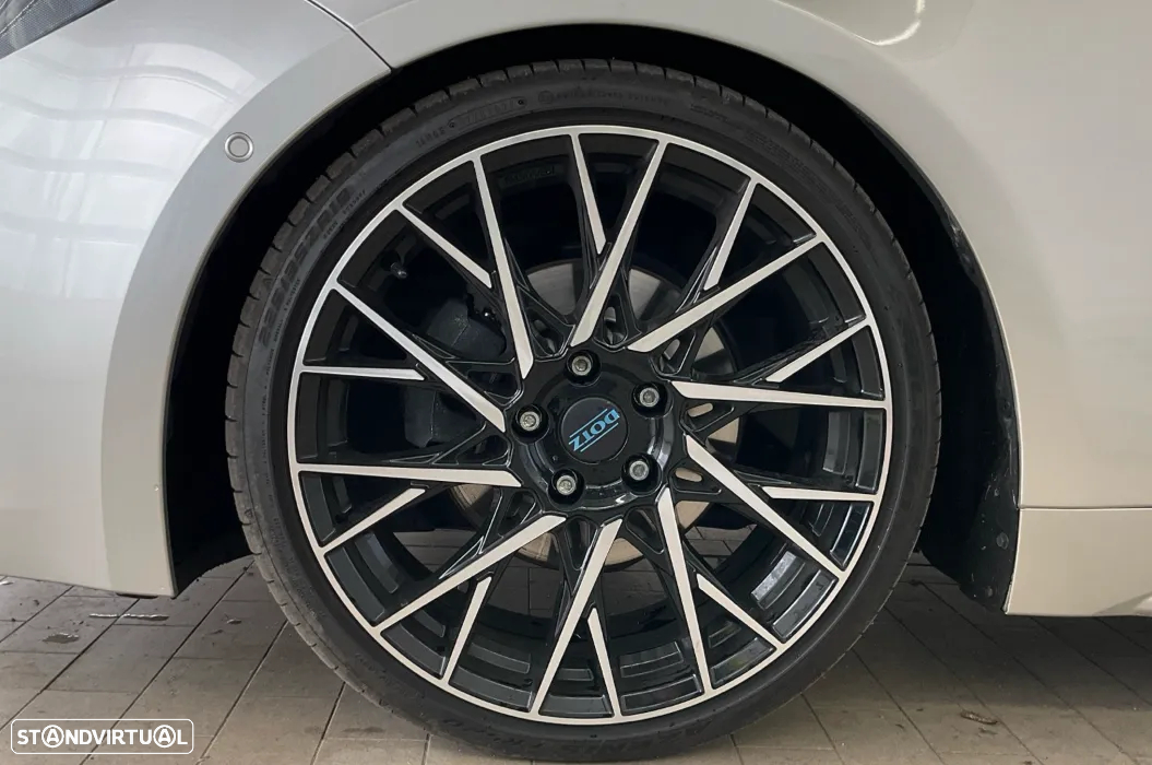 Toyota Corolla Touring Sports 2.0 Hybrid Exclusive - 4