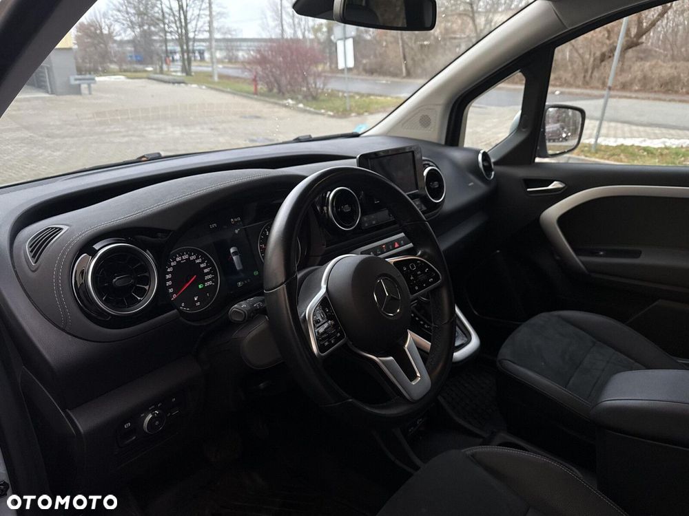 Mercedes-Benz Klasa T 180 d Progressive - 14