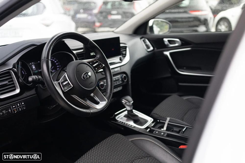 Kia XCeed 1.6 GDI DCT6 OPF PLATINUM - 12