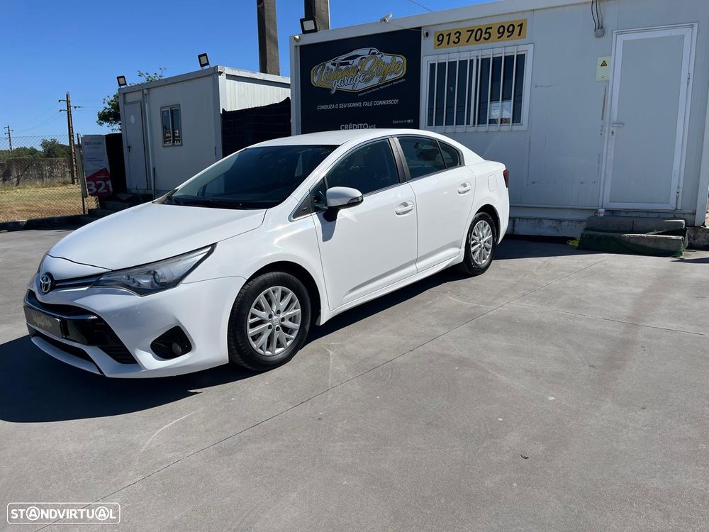 Toyota Avensis - 5