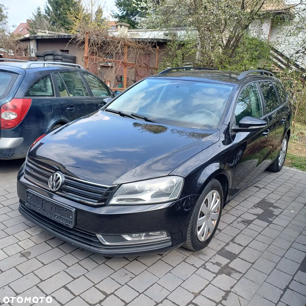 Volkswagen Passat 1.6 TDI BlueMotion - 1