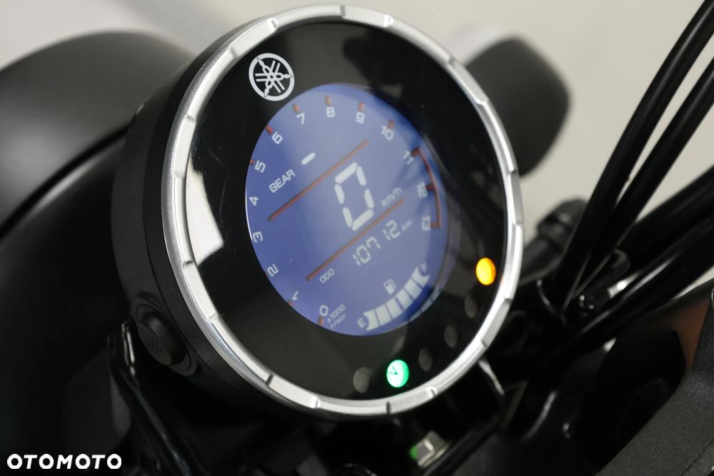 Yamaha XSR - 16