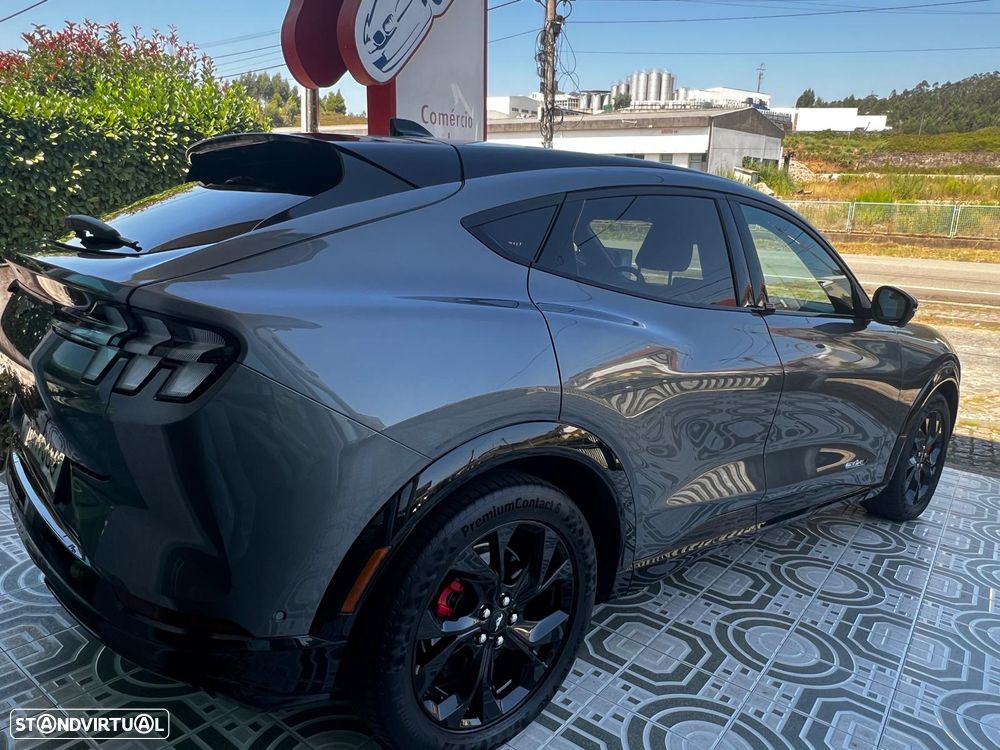 Ford Mustang Mach-E 98.7 kWh Premium - 11