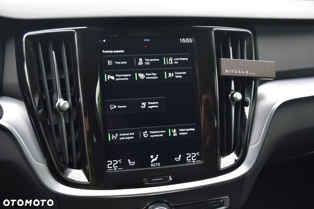Volvo V60 B4 D Geartronic Momentum Pro - 25