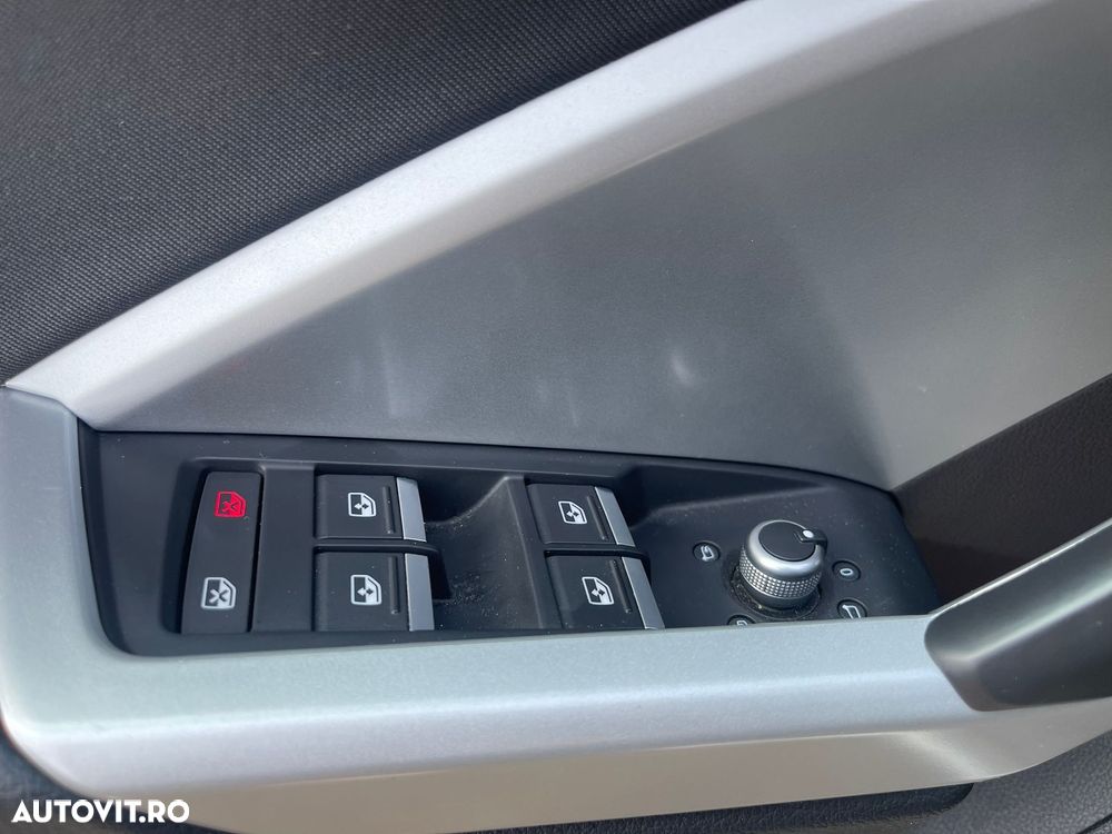 Audi Q3 2.0 40 TDI quattro S tronic Basic - 11