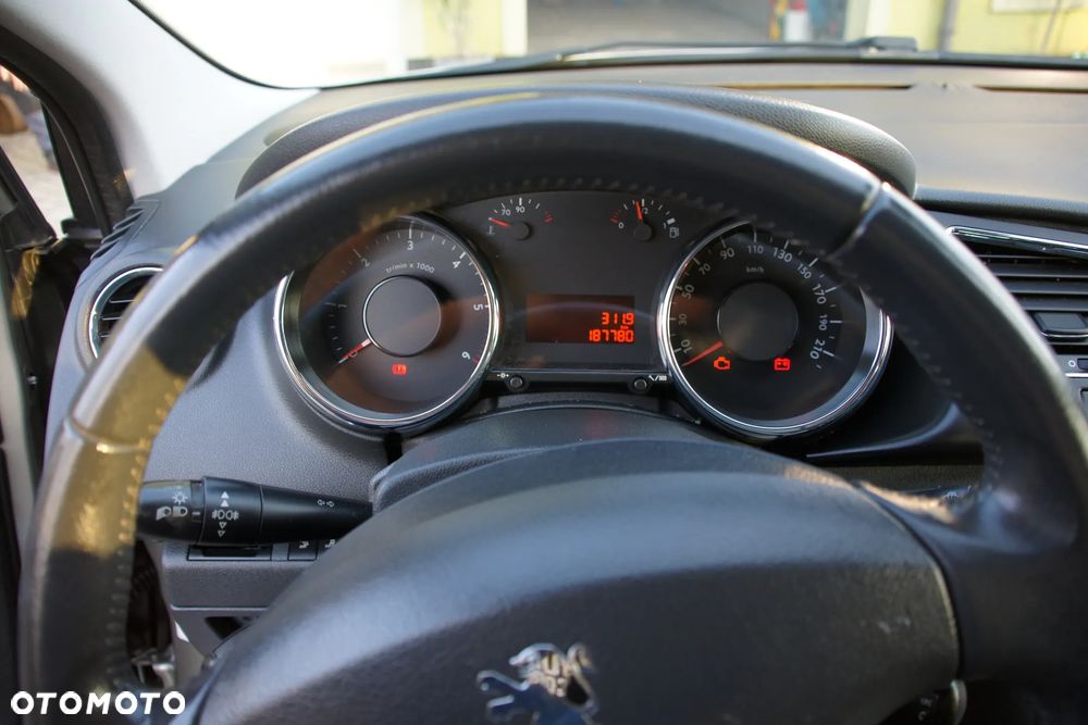 Peugeot 3008 HDi FAP 110 Platinum - 22