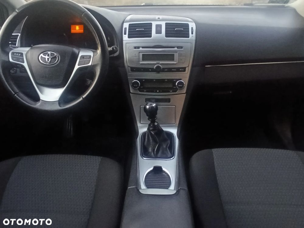 Toyota Avensis 2.0 D-4D Luna - 10