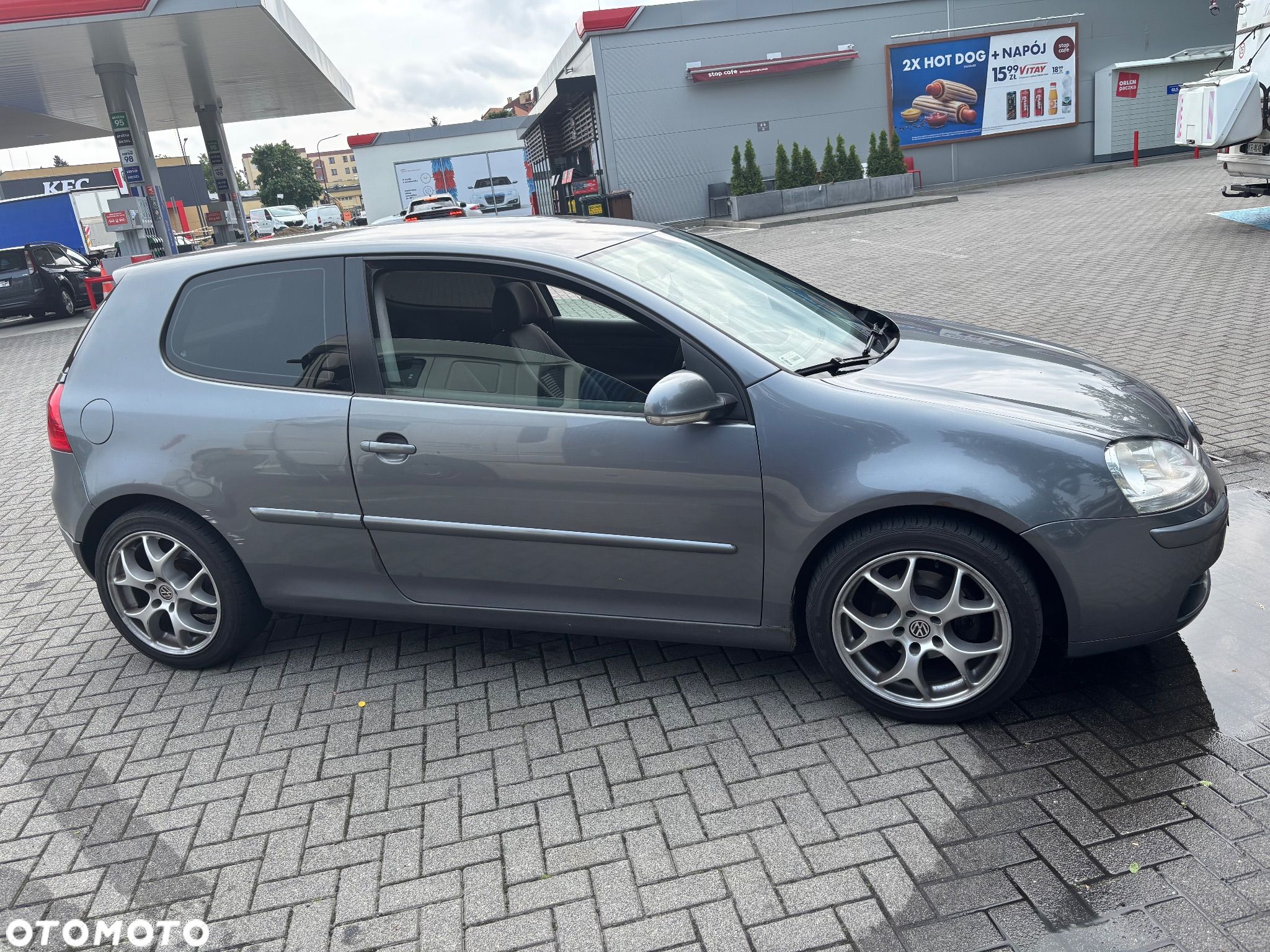 Volkswagen Golf V 1.9 TDI 4Mot Comfortline - 1
