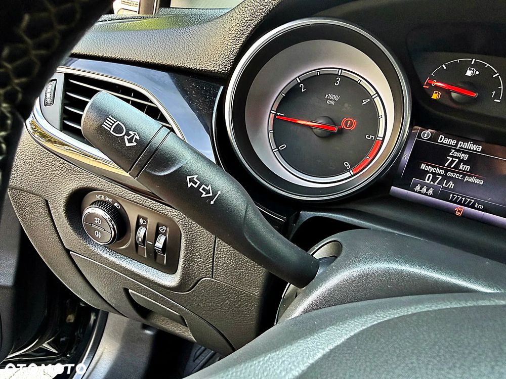 Opel Astra 1.6 D (CDTI) Start/Stop Innovation - 37