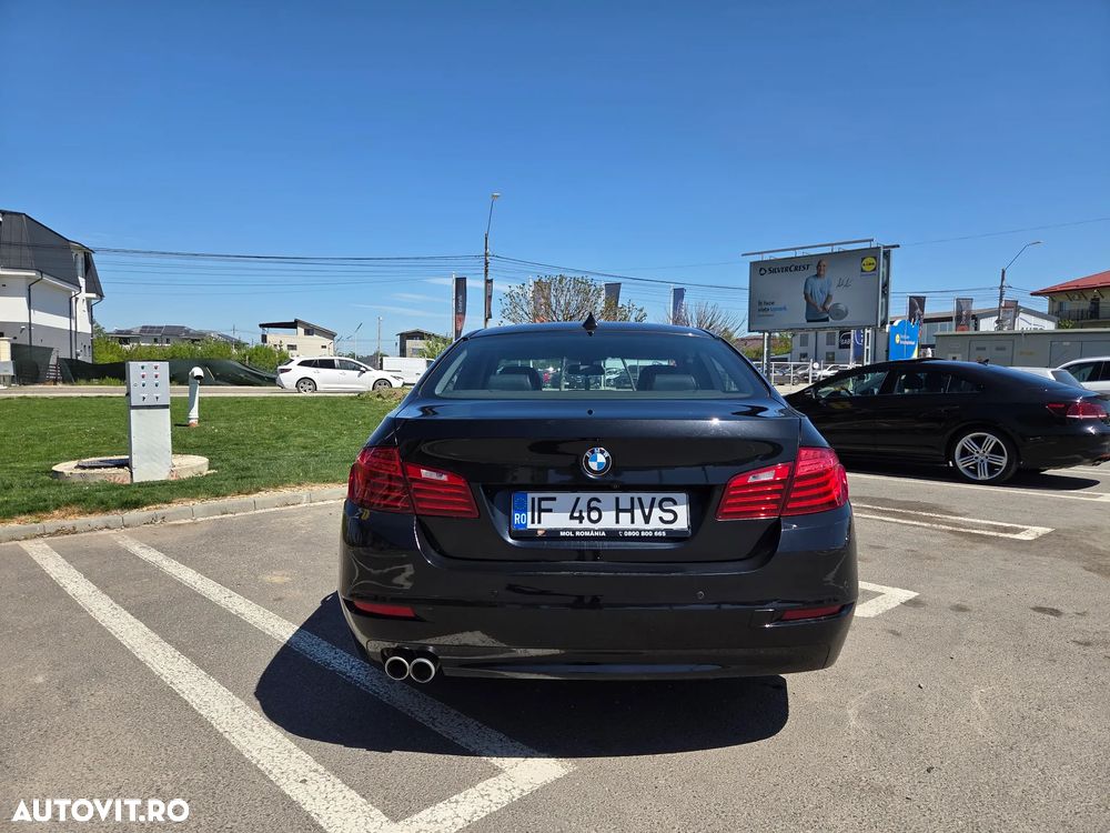 BMW Seria 5 520d xDrive - 5