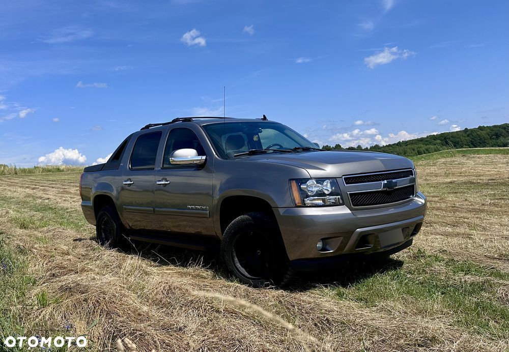 Chevrolet Avalanche - 1
