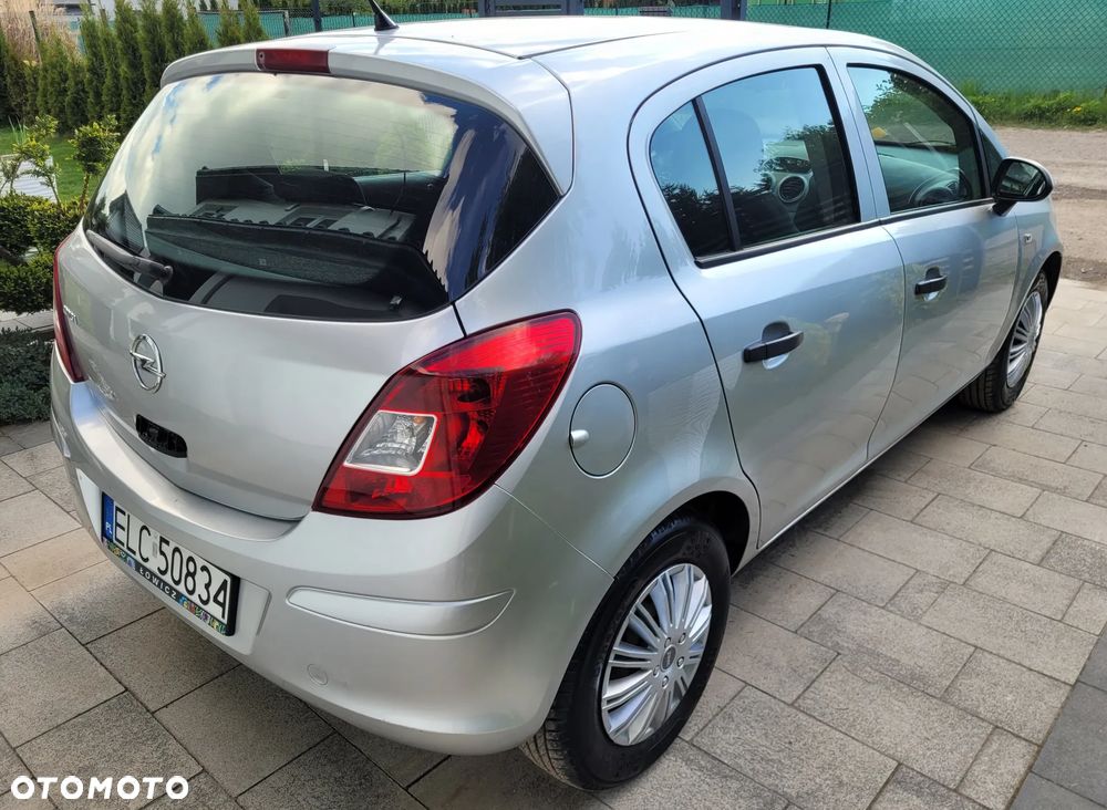 Opel Corsa 1.0 12V Essentia - 3