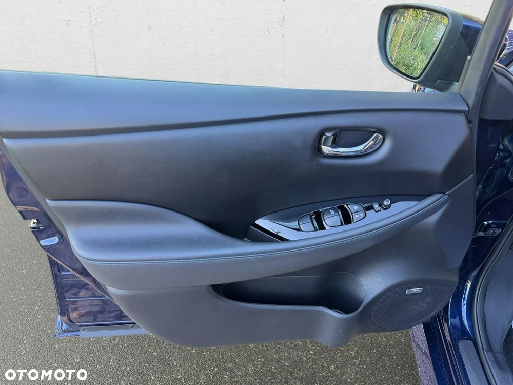 Nissan Leaf - 10