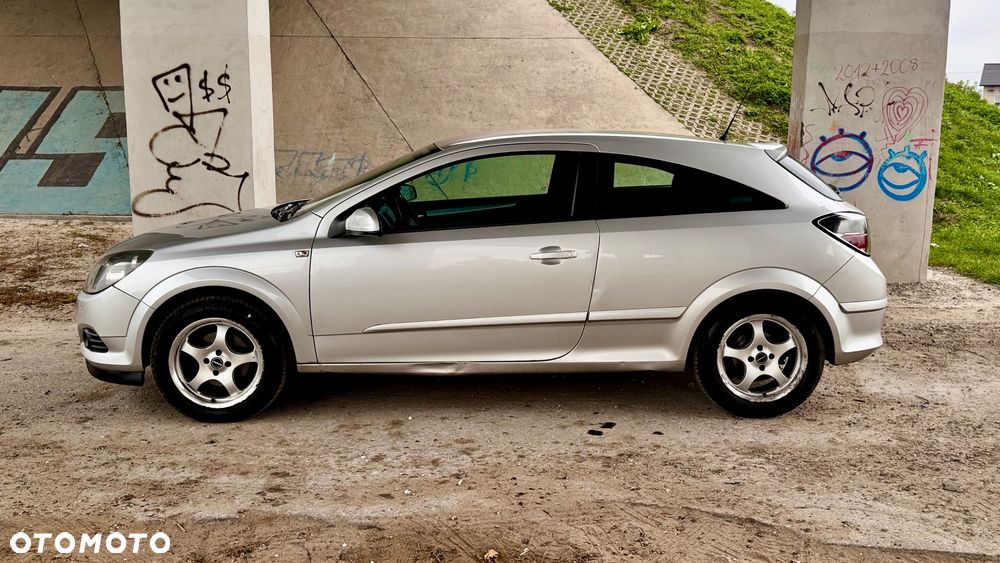 Opel Astra III GTC 1.6 Sport - 7