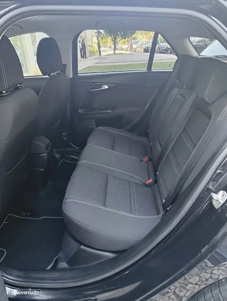 Fiat Tipo Station Wagon 1.3 M-Jet Lounge - 37