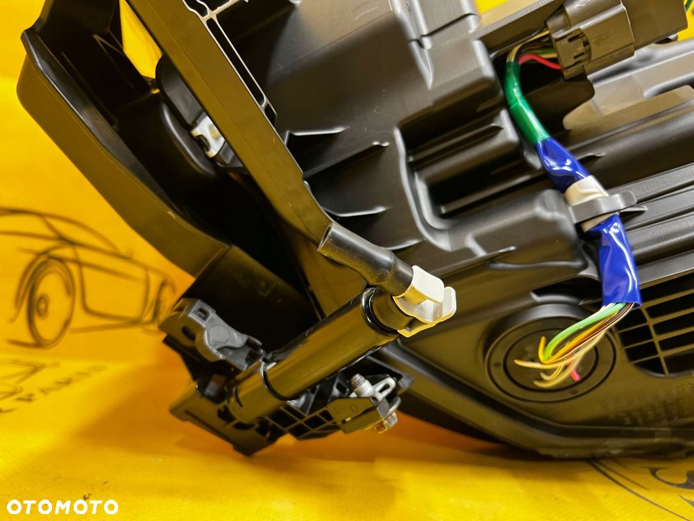 REFLEKTOR LAMPA PRZEDNIA PRZÓD PRAWY LED SUBARU FORESTER VI SL 25- - 12