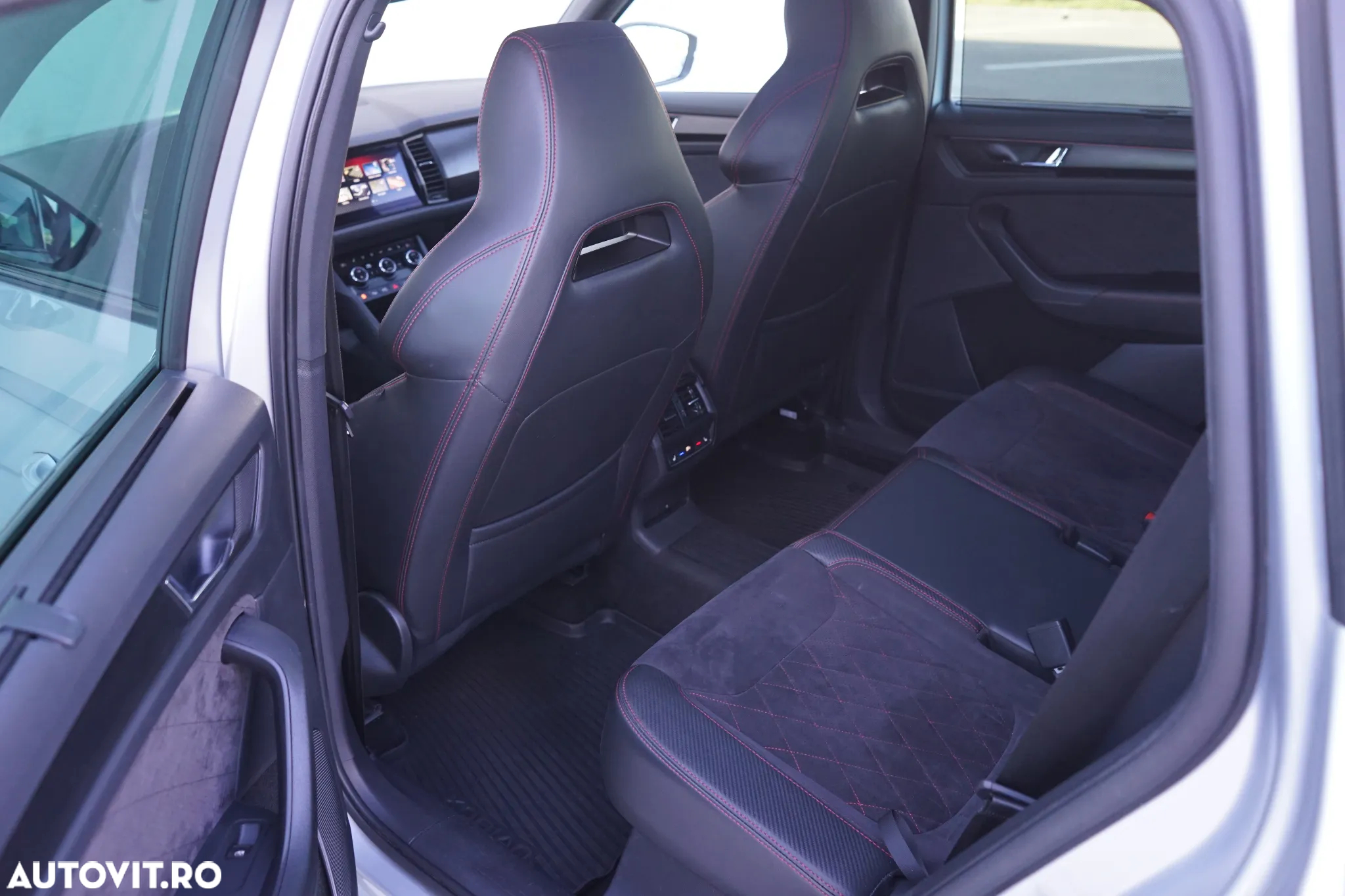 Skoda Kodiaq 2.0 TDI 4X4 DSG RS - 11