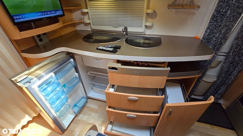 Hobby 440 De  Luxe na B 1200kg Markiza TV Łazienka - 4