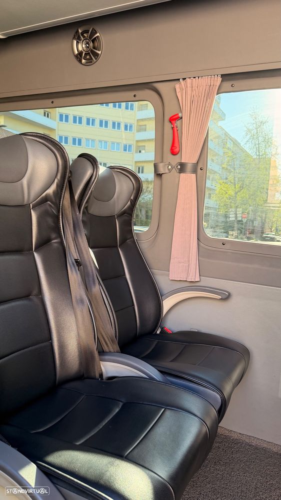 Mercedes-Benz Sprinter - 48